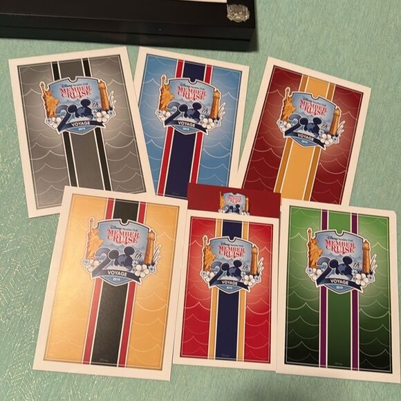 Disney Art D23 set of 4 8x10 prints in wood 12x10x2 brass & felt case frame - Picture 13 of 16